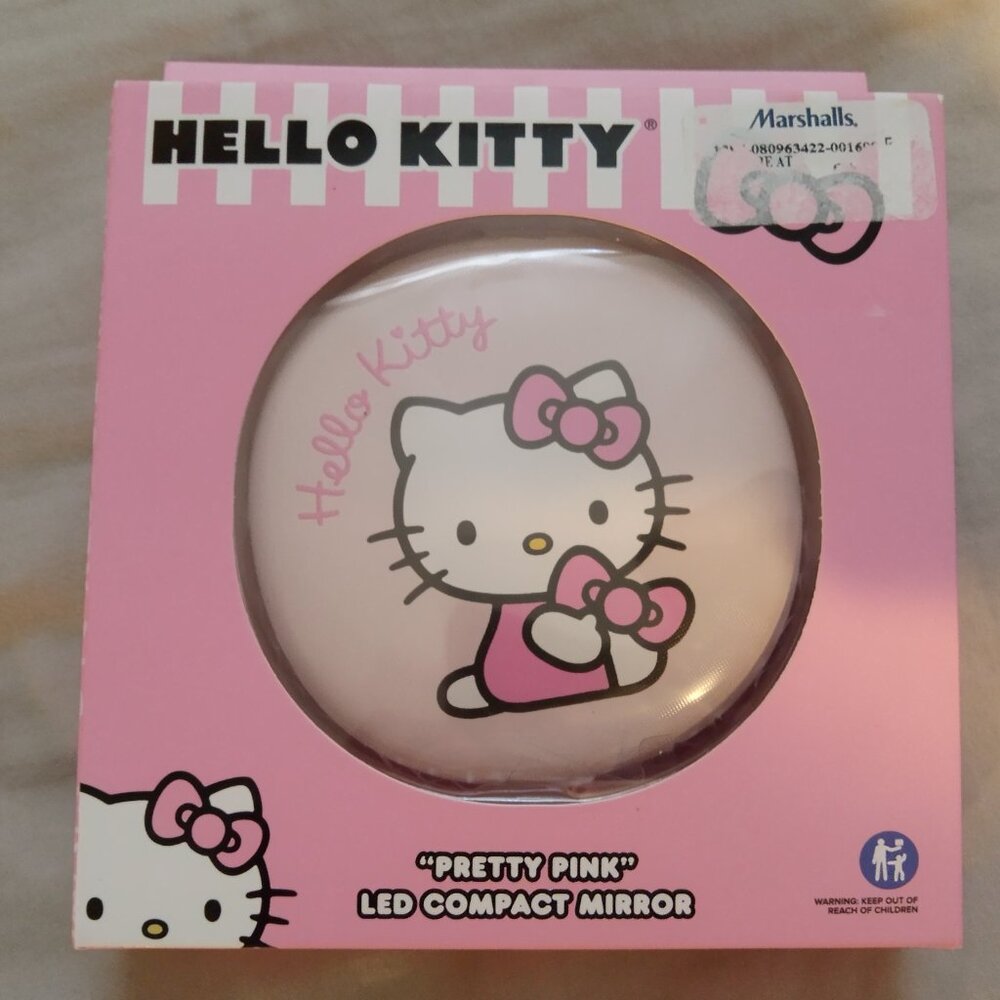 Impressions for Hello Kitty Pretty Pink LED Compact Mirror